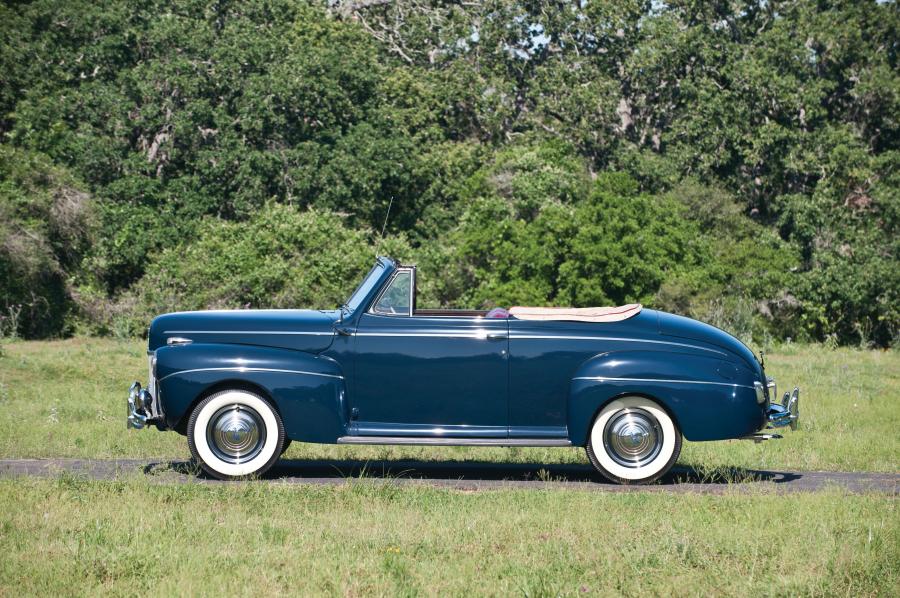  Ford Super DeLuxe Convertible Coupe 1941 года  (фото 20 из 27)
